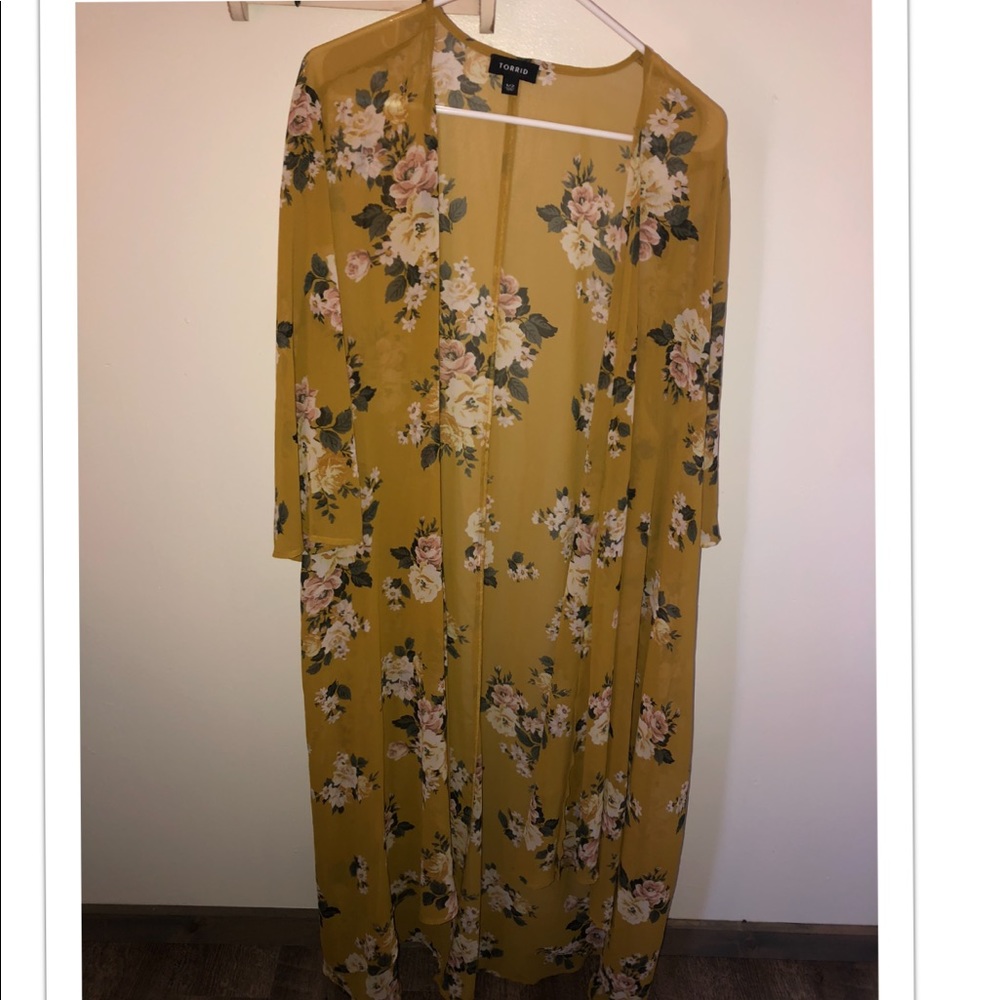 Torrid kimono